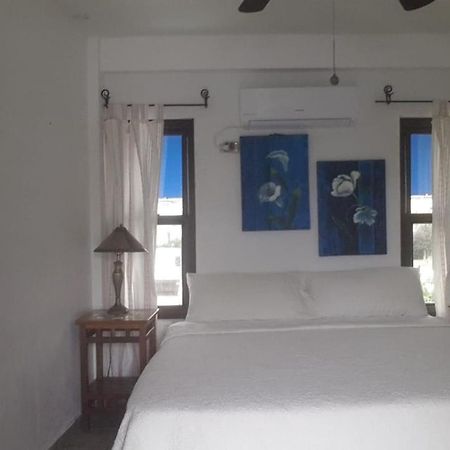 Hotel Y Restaurante Cesar Mariscos Tela Luaran gambar