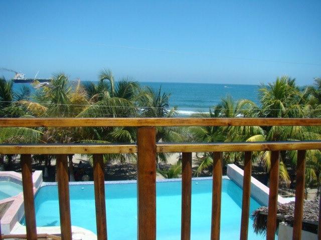 Hotel Y Restaurante Cesar Mariscos Tela Bilik gambar